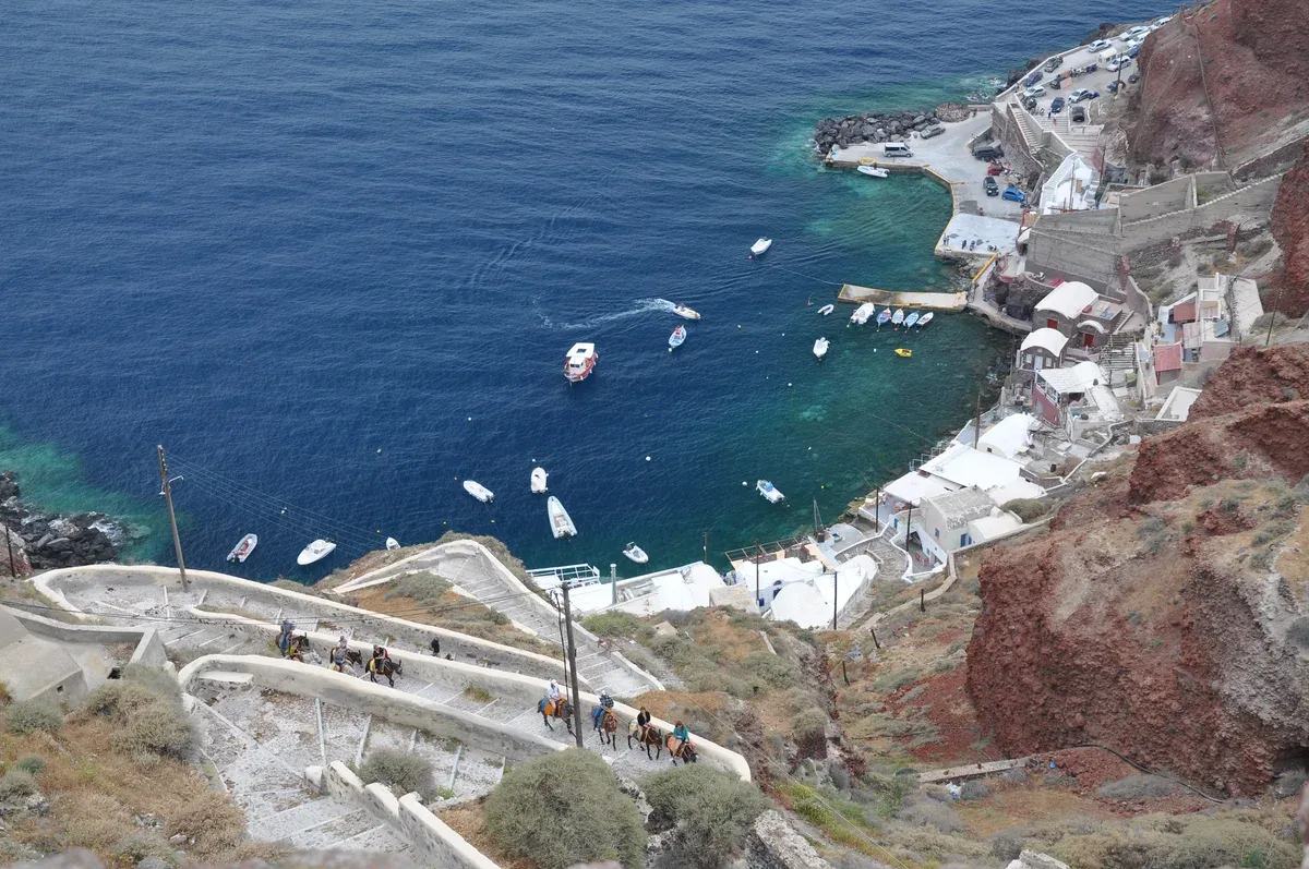 Ammoudi harbour below Oia, Santorini Greece